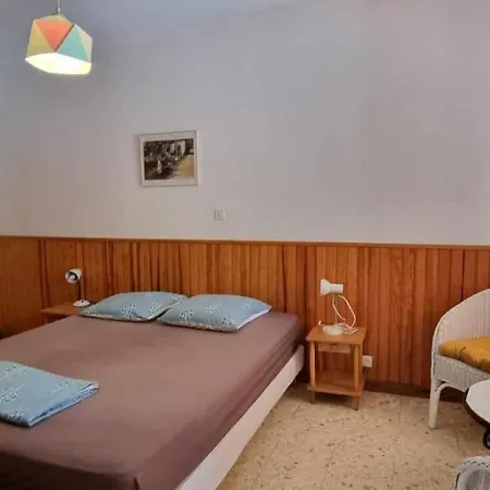 Apartment Canigou - Pinede Avec Piscine